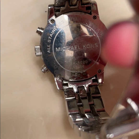 Michael Kors Watch - Picture 5 of 5